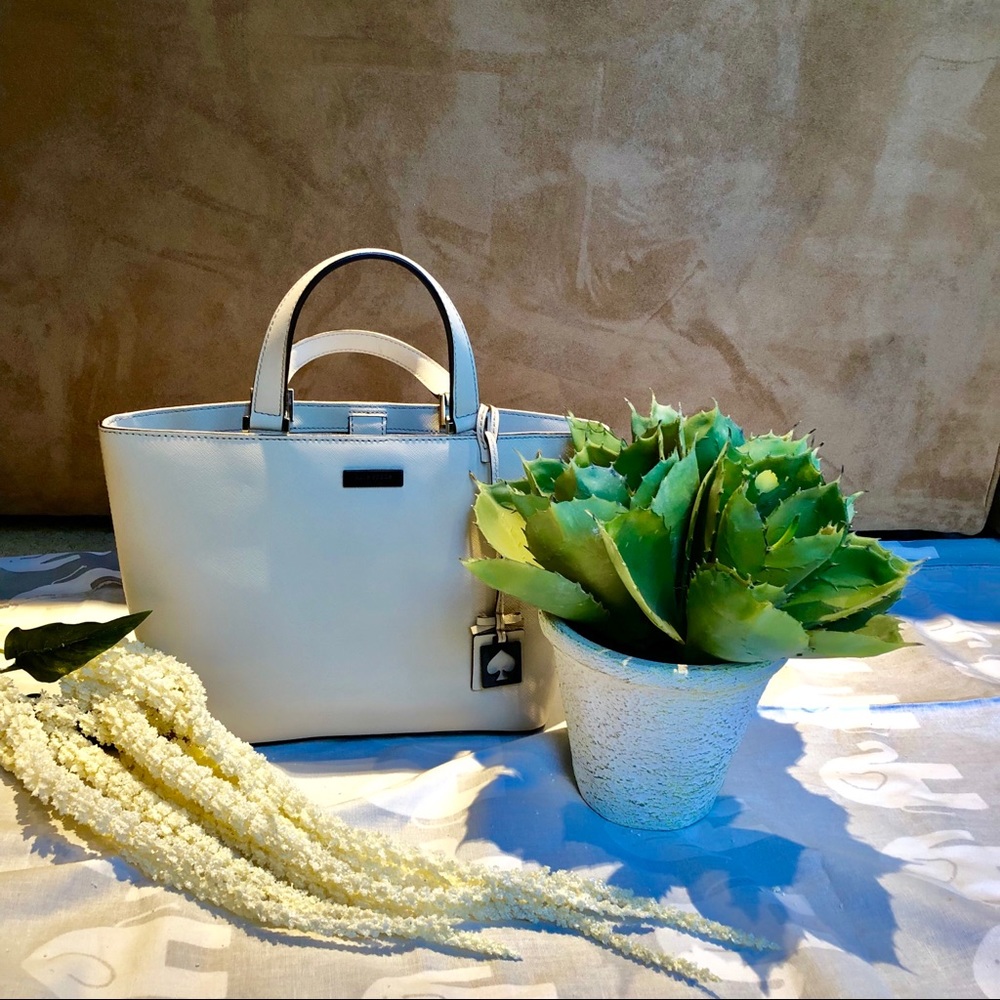 kate spade Purse SOLD